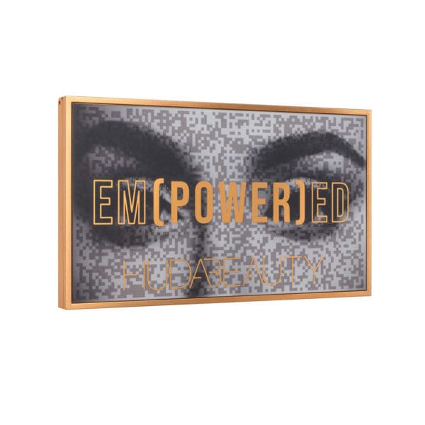 18 Shade Eyeshadow Palette USA